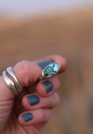 East to West Ring #4- Size 6