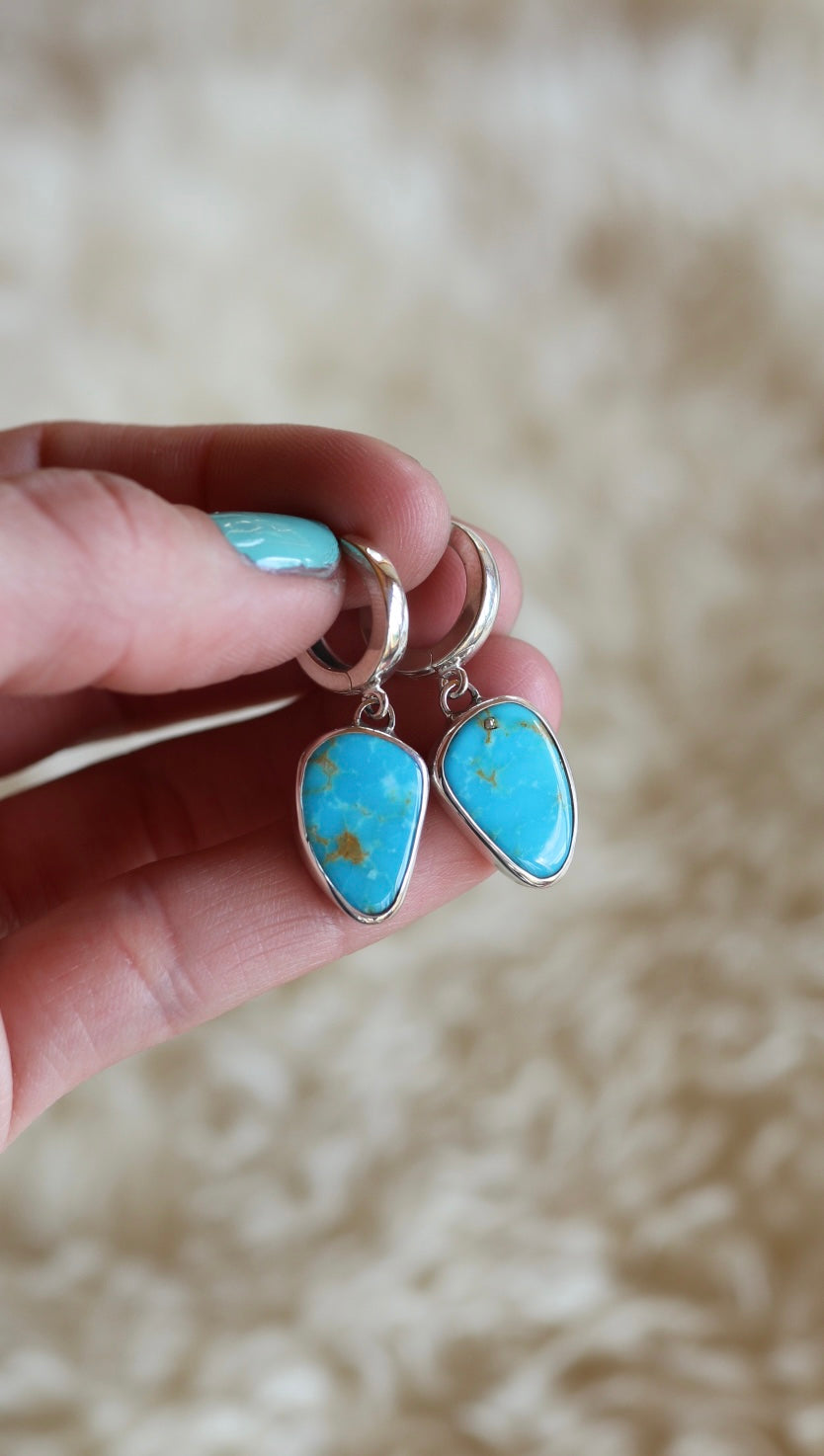 Dainty Closed Hoops #109