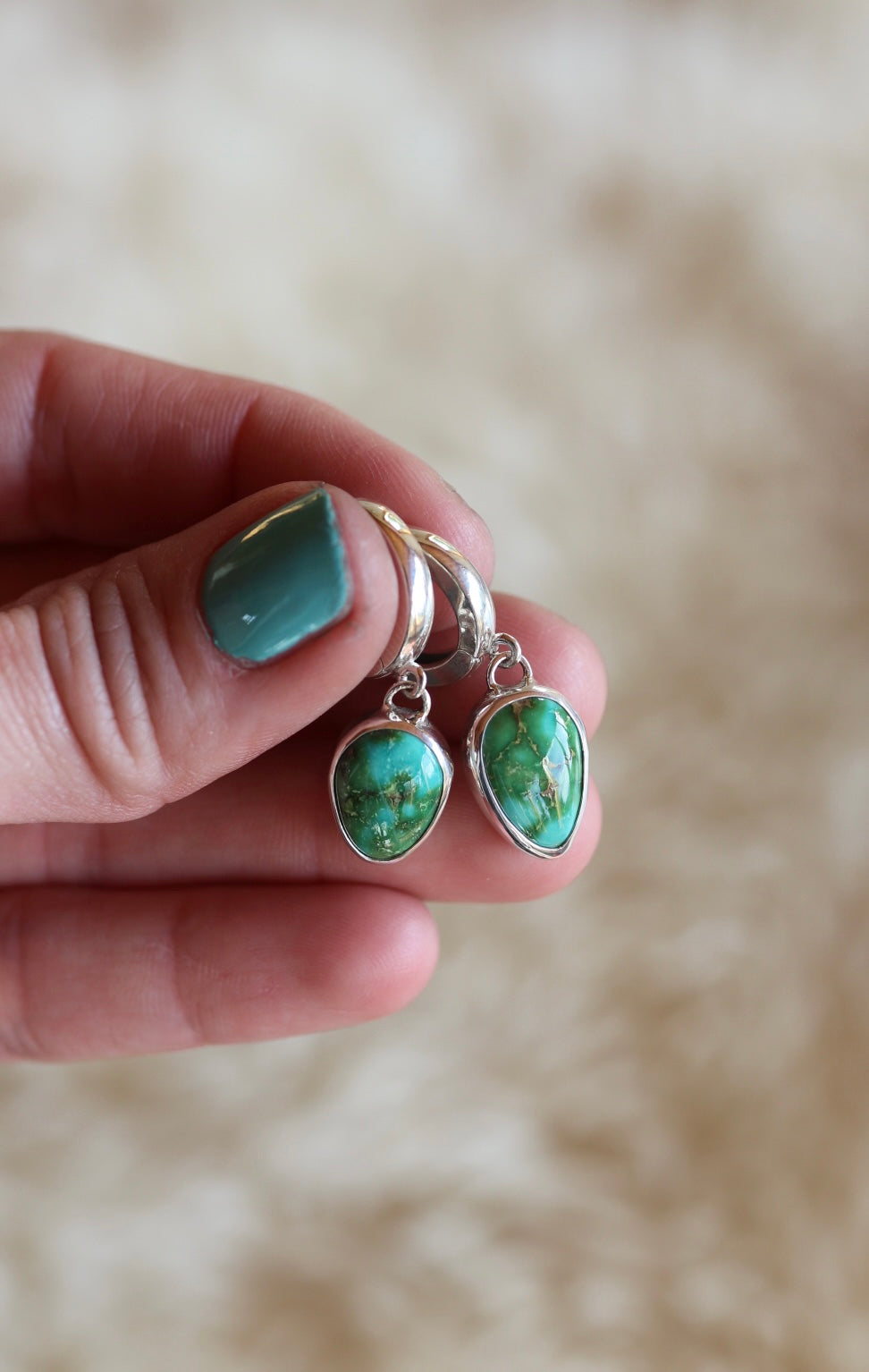 Dainty Closed Hoops #115