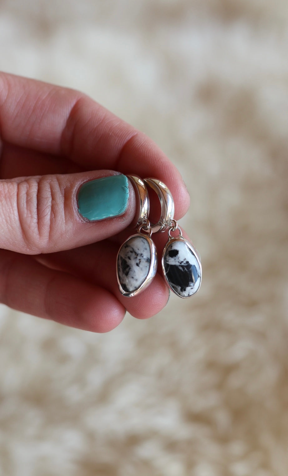 Dainty Closed Hoops #117