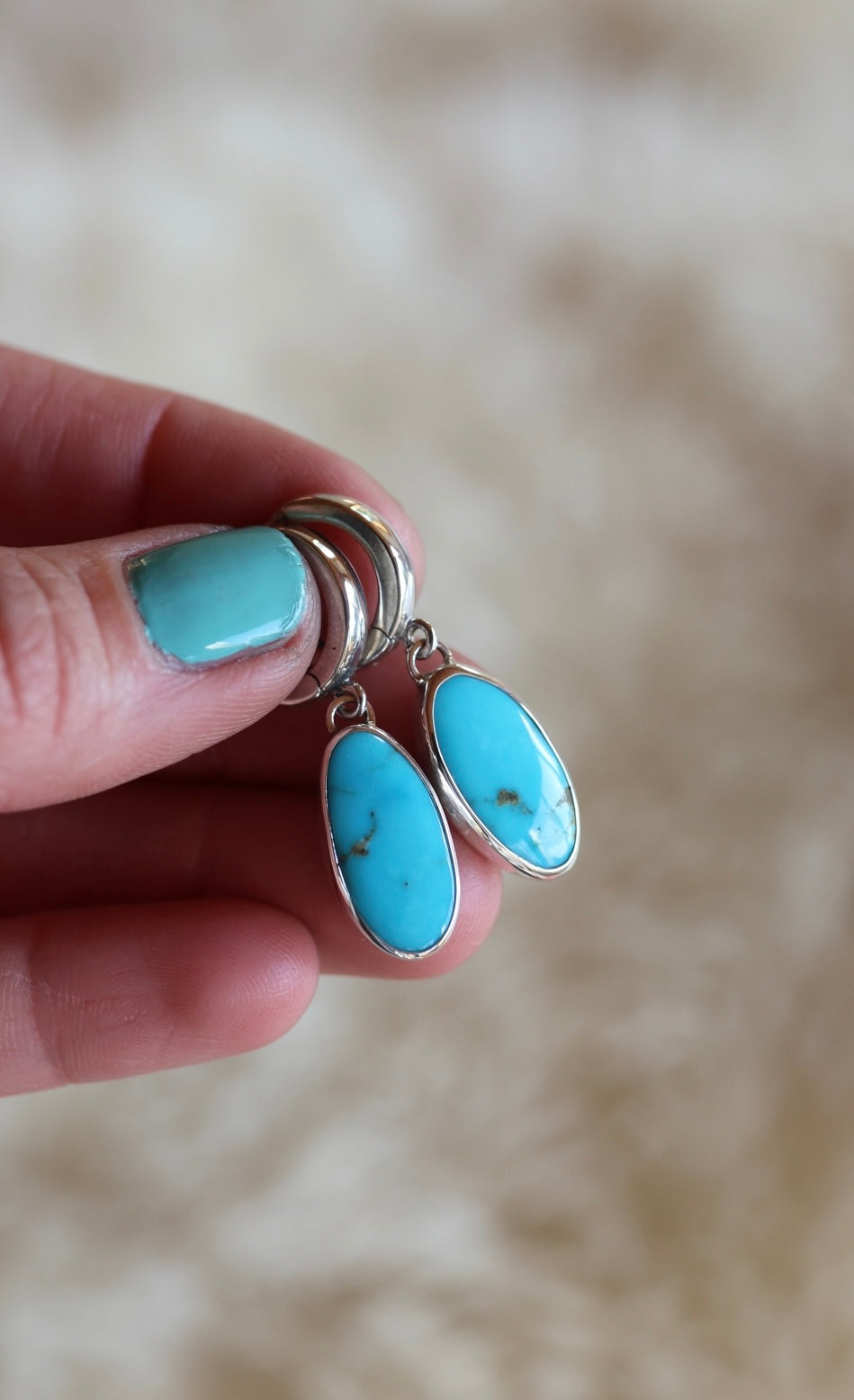 Dainty Closed Hoops #119