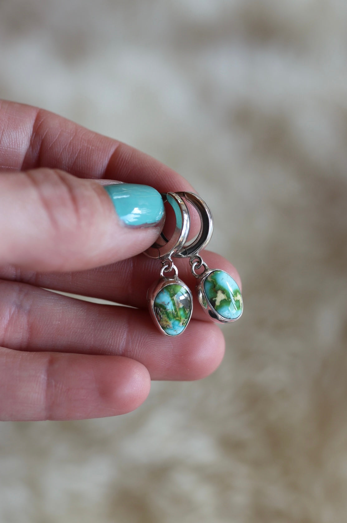 Dainty Closed Hoops #122