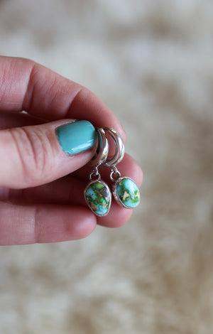 Dainty Closed Hoops #122