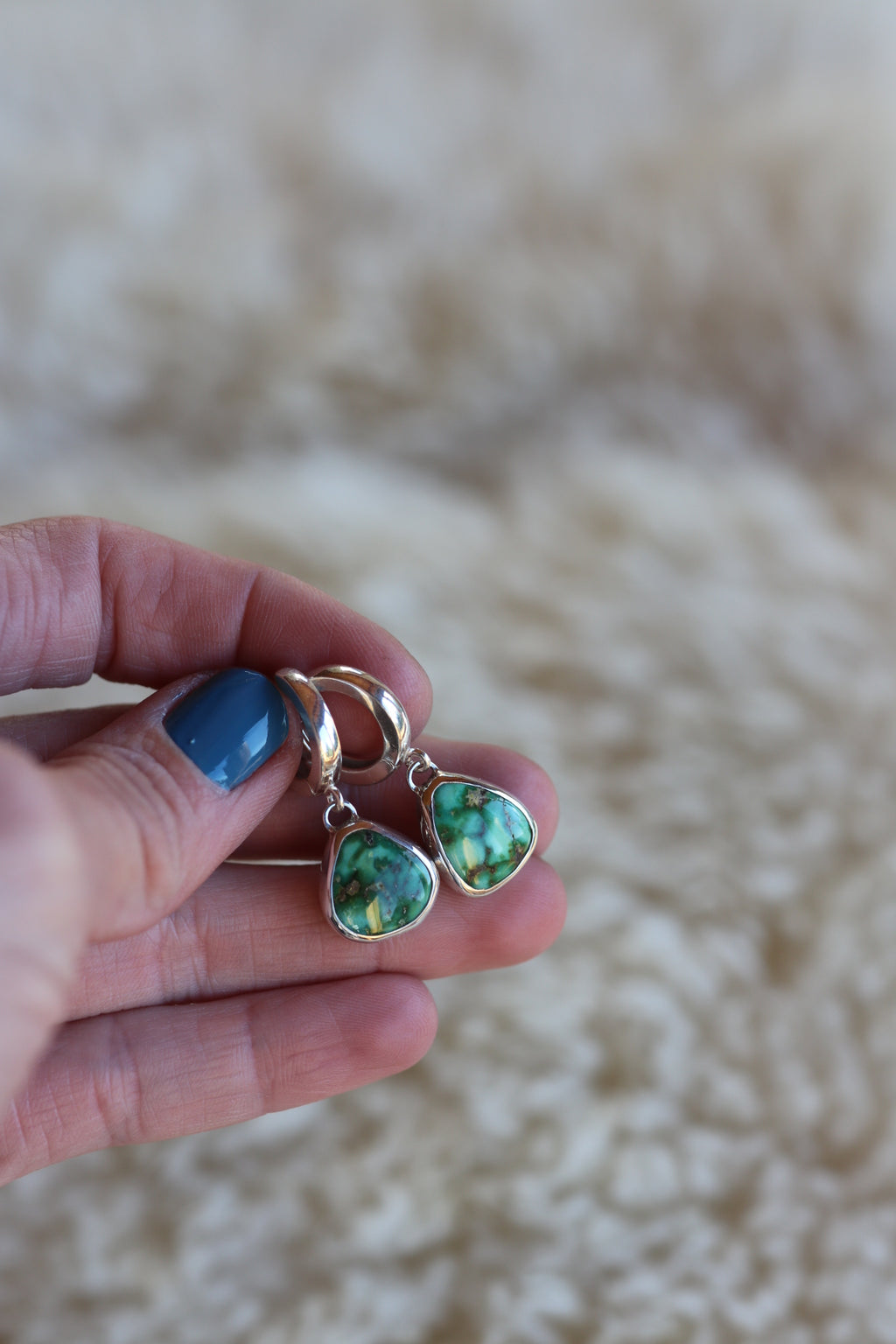 Dainty Closed Hoops #124