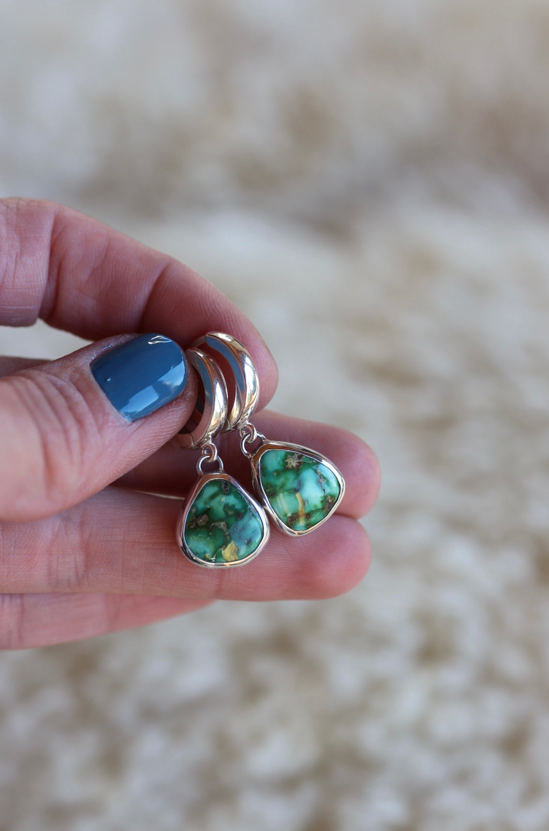 Dainty Closed Hoops #124