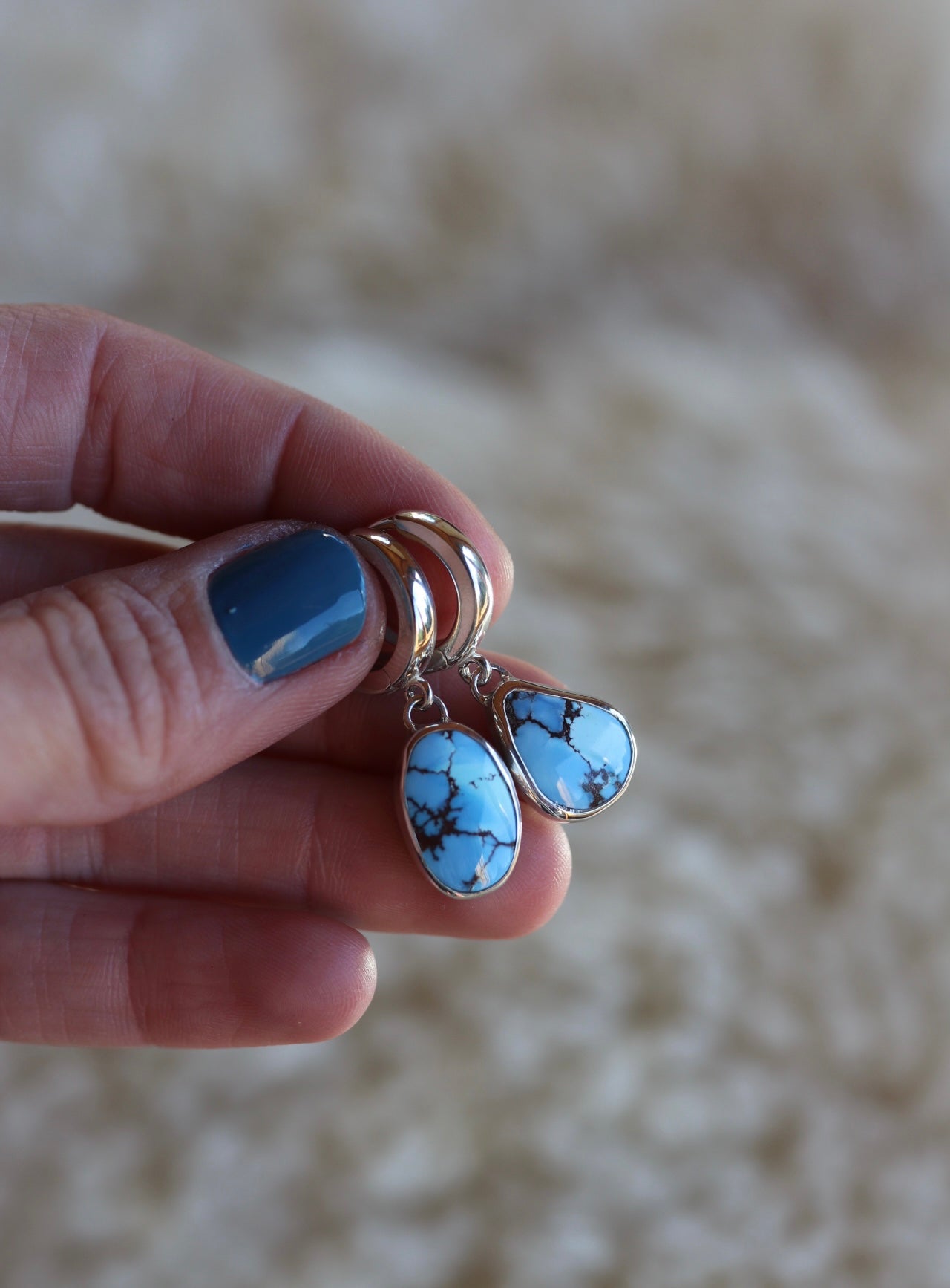 Dainty Closed Hoops #128