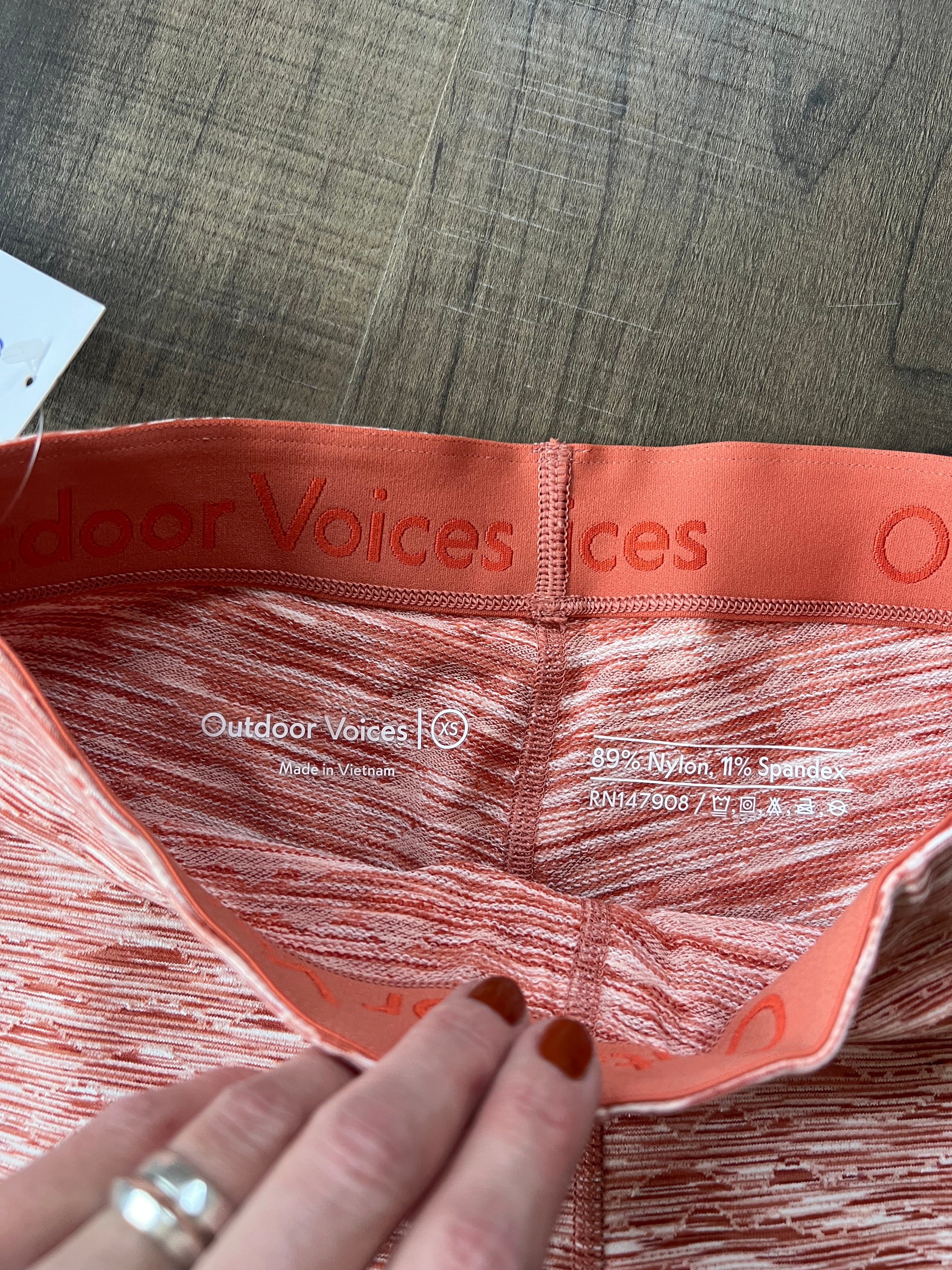 8: Outdoor Voices Leggings- NWT!
