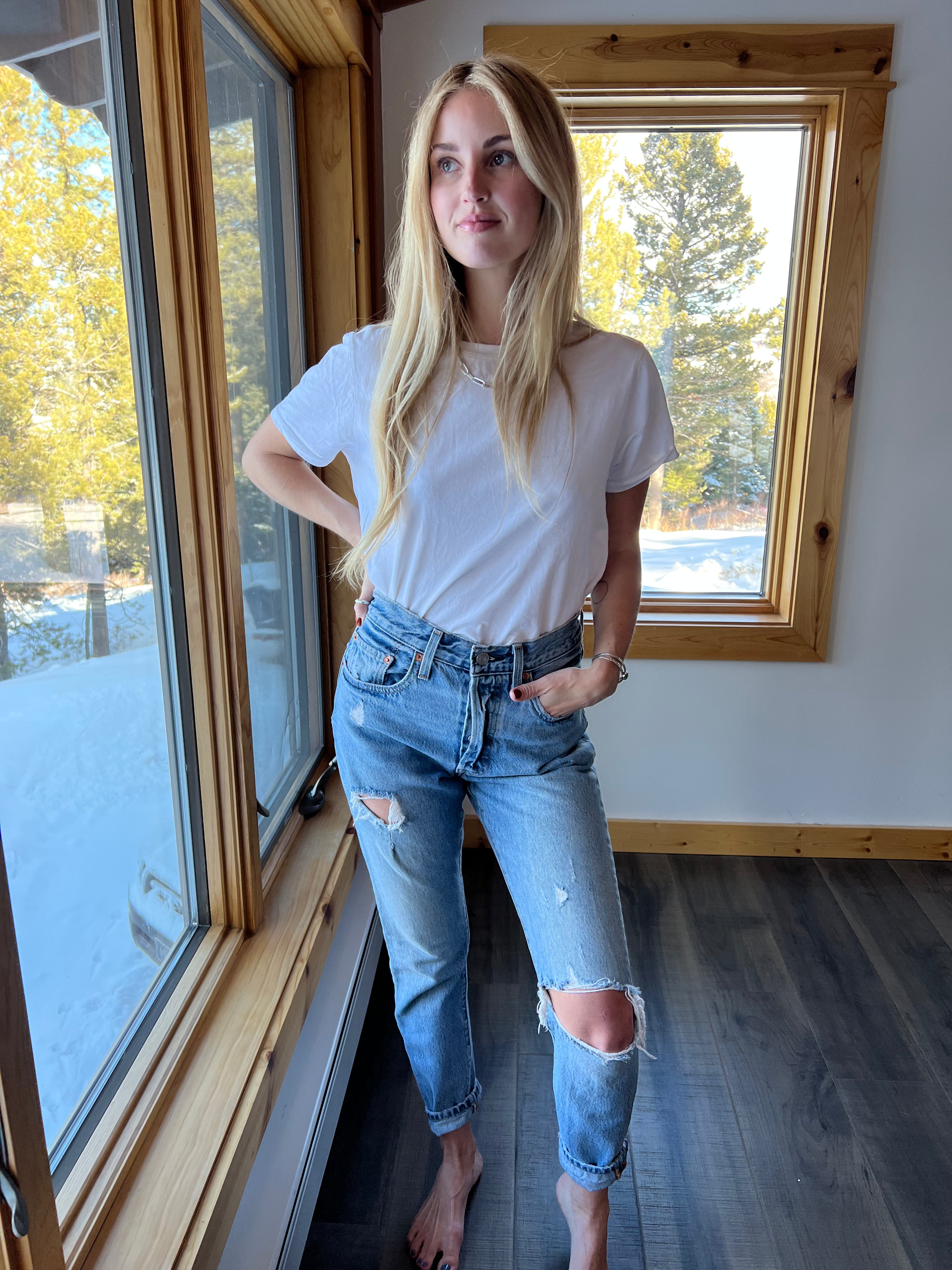 26: Levi's Jeans