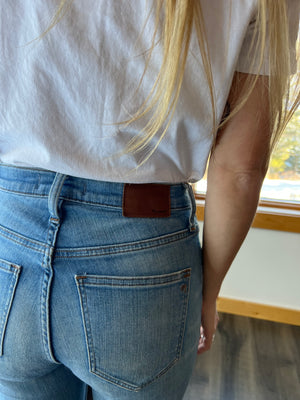 27: Madewell 9" High Rise Skinny