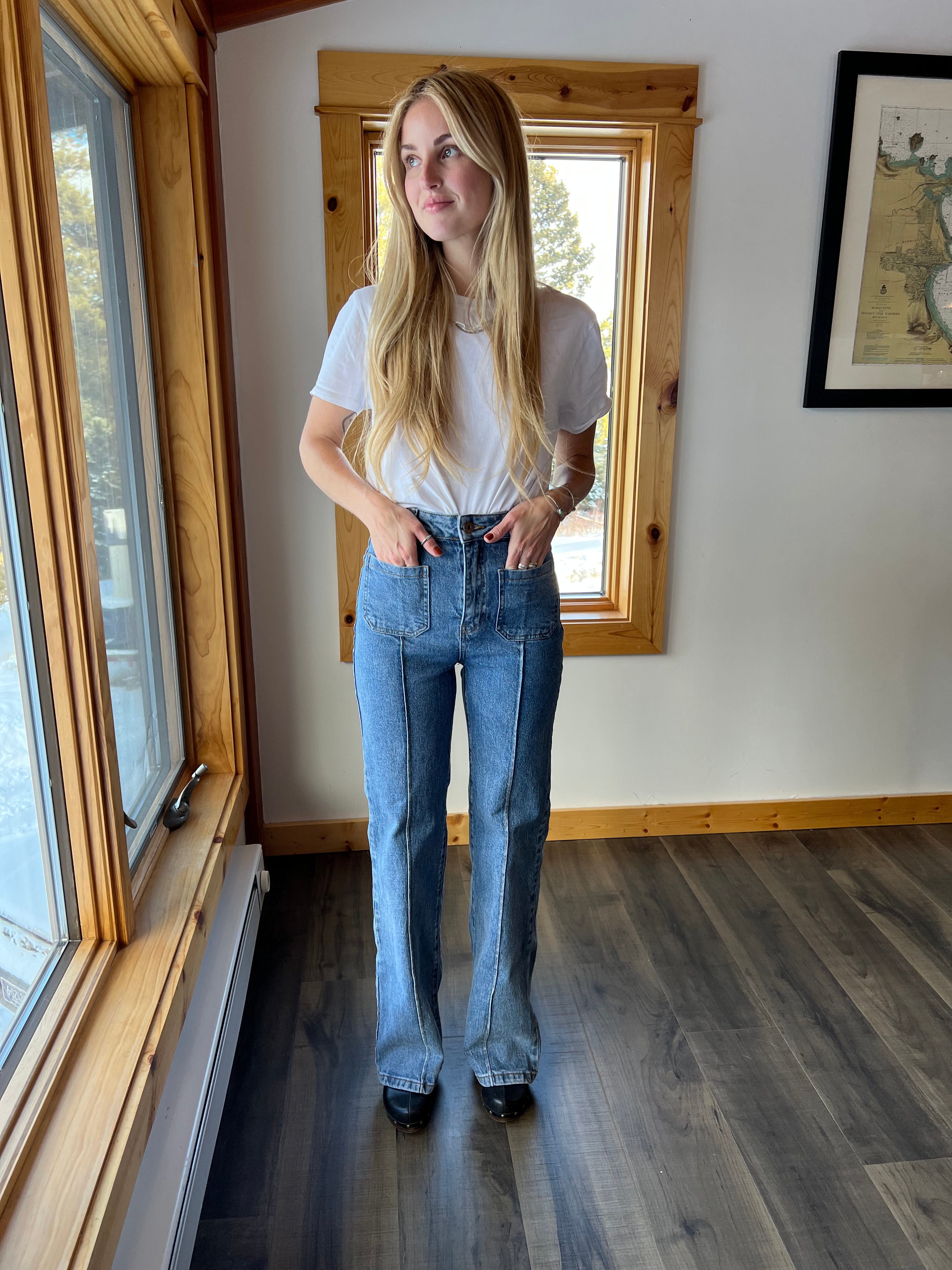 28: NWT Cotton On Jeans