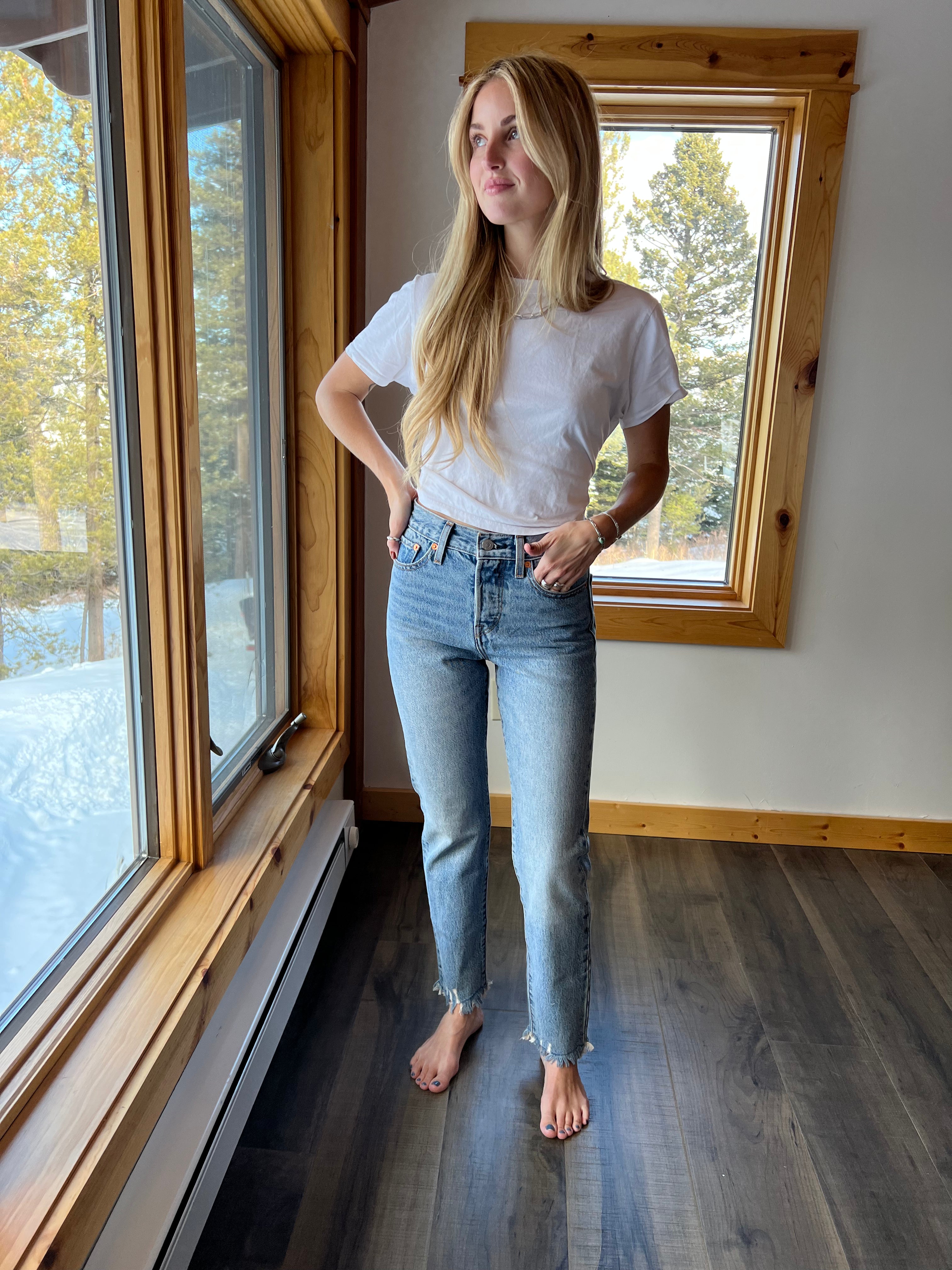 29: Levi's Wedgie Jeans