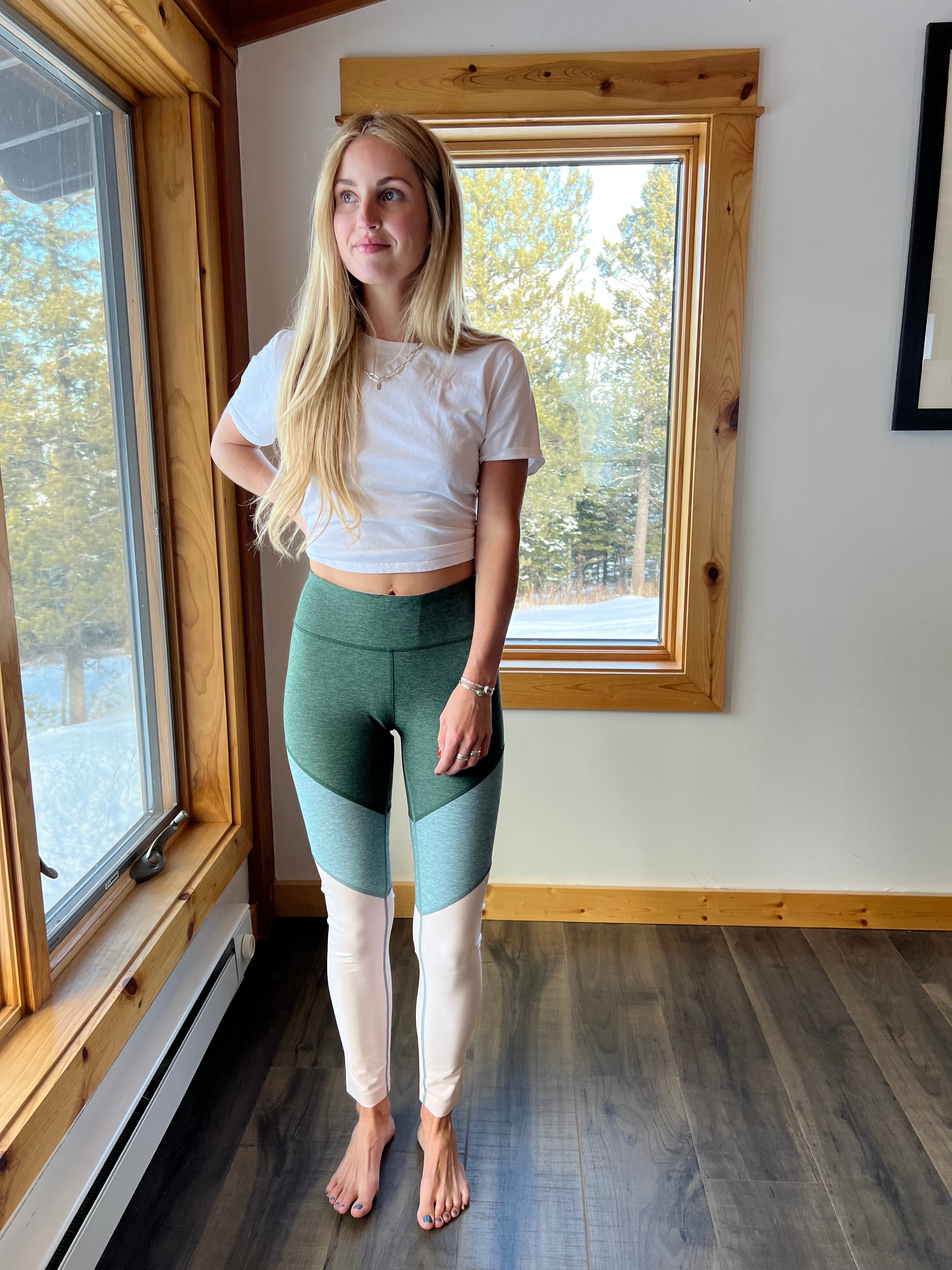 41: Outdoor Voices Leggings