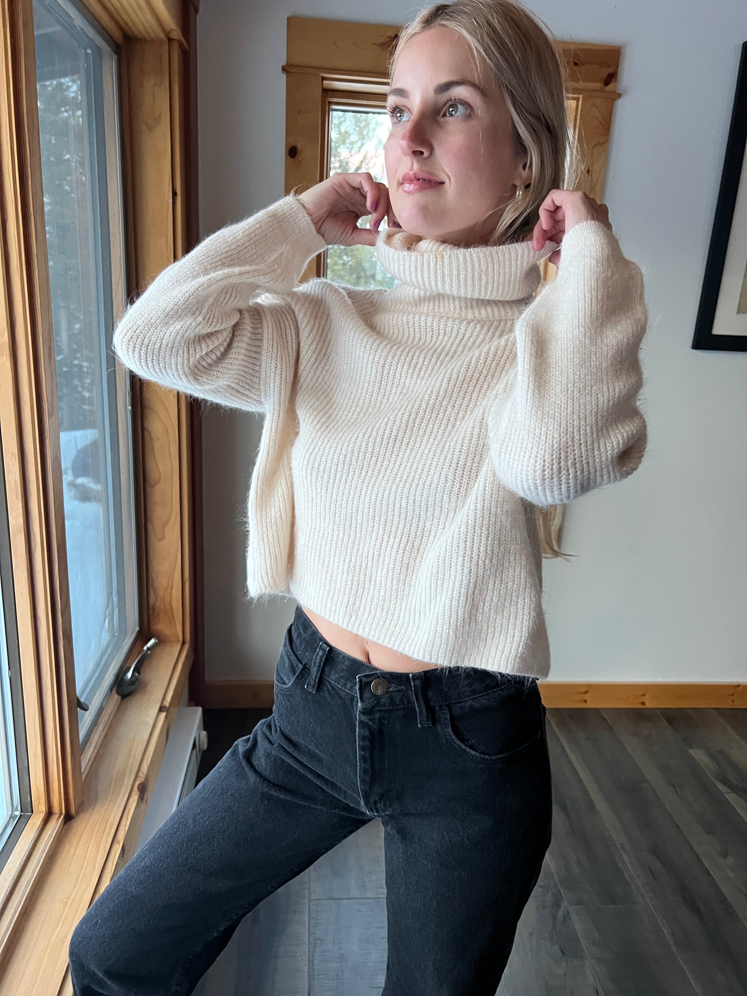 75: Cream Turtleneck