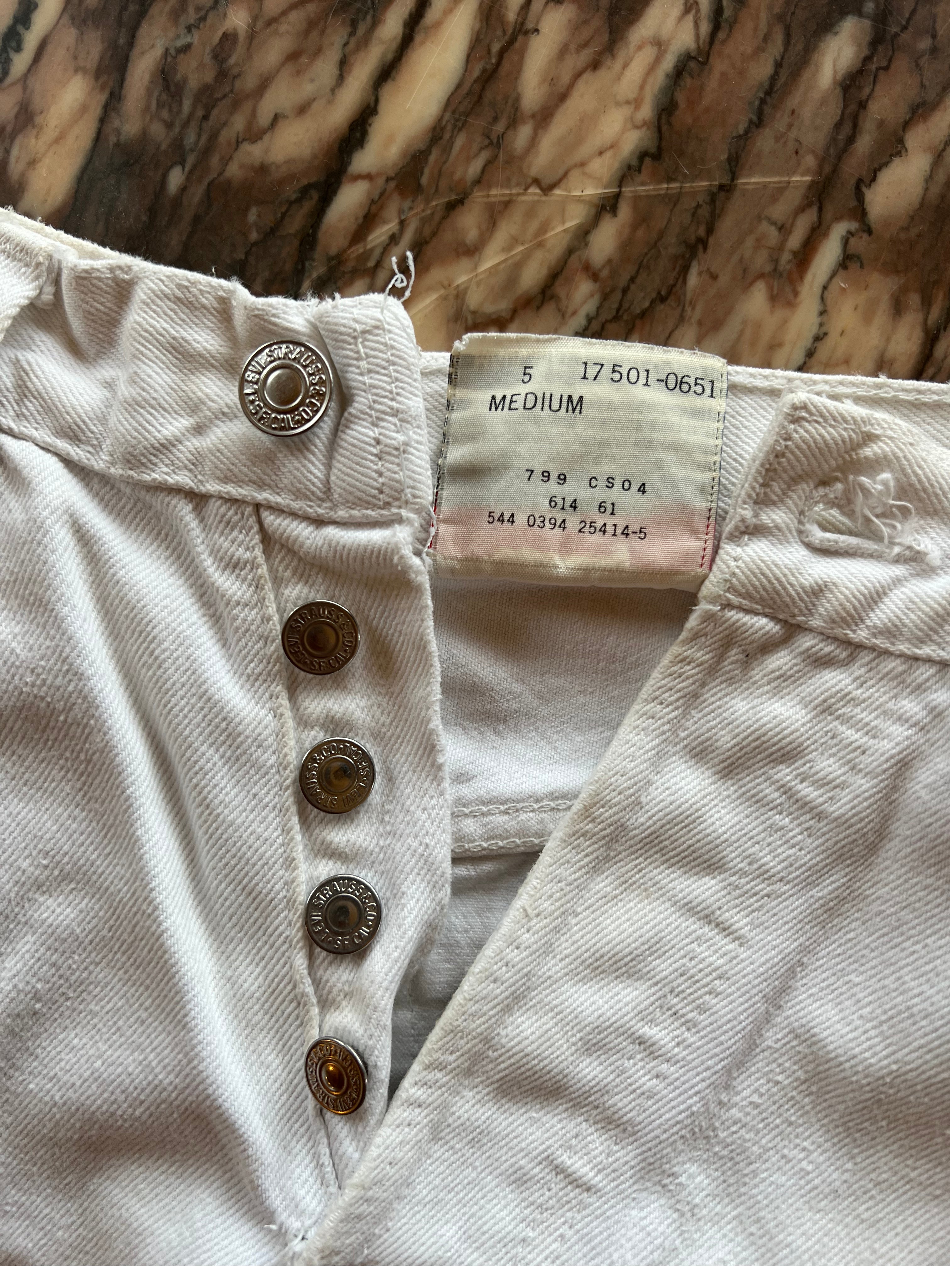 83: White Denim Vintage Levi Short