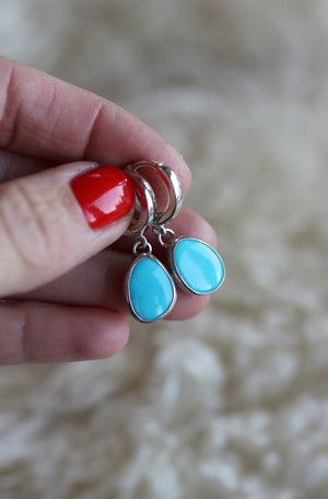Dainty Closed Hoops #99