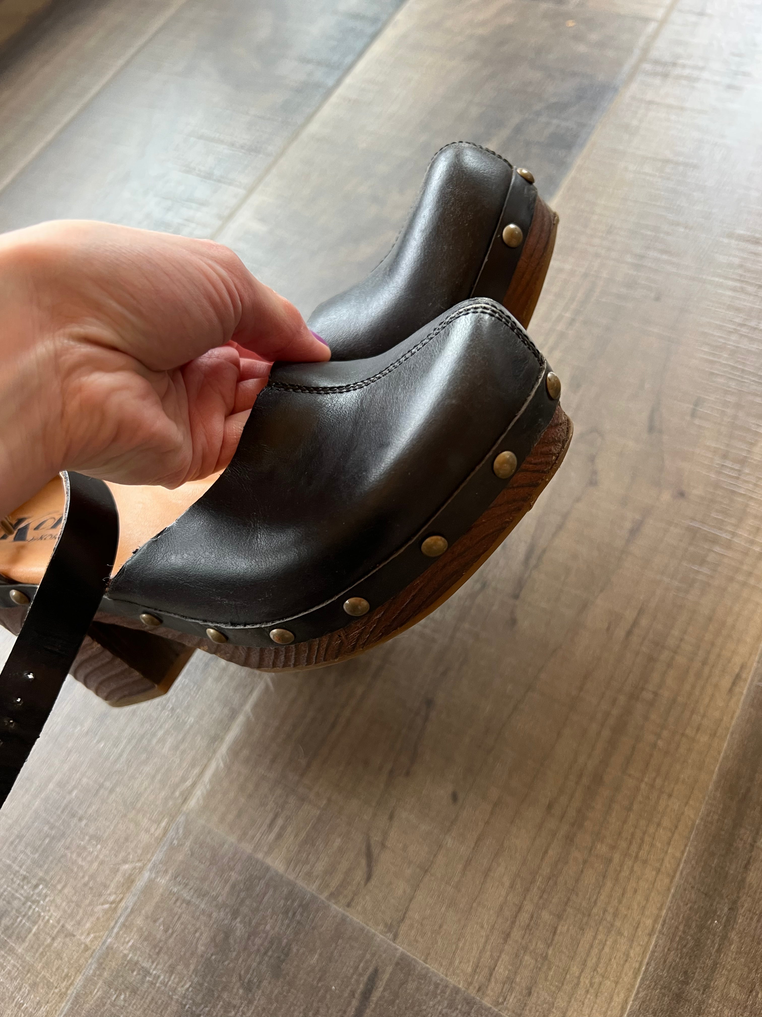 124: Kork-Ease Clogs 6
